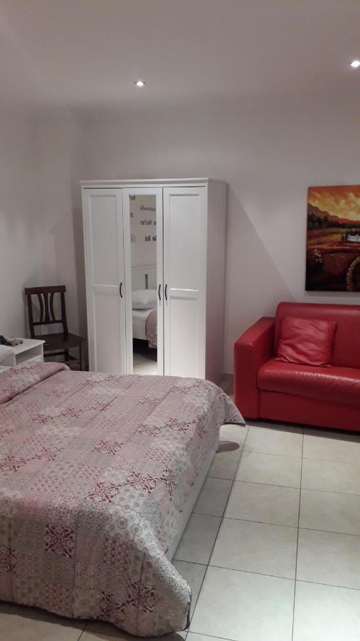 Casamassimi Apartment *